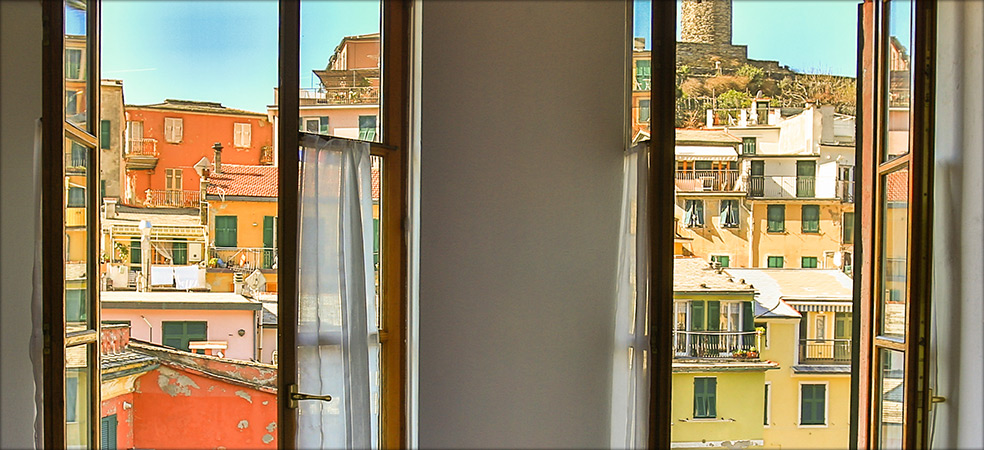 Room Martina  - Vernazza (SP) - Cinque Terre - Liguria - Italy