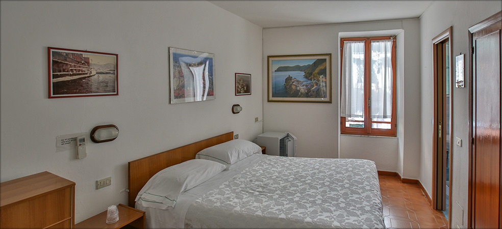 Room Martina  - Vernazza (SP) - Cinque Terre - Liguria - Italy