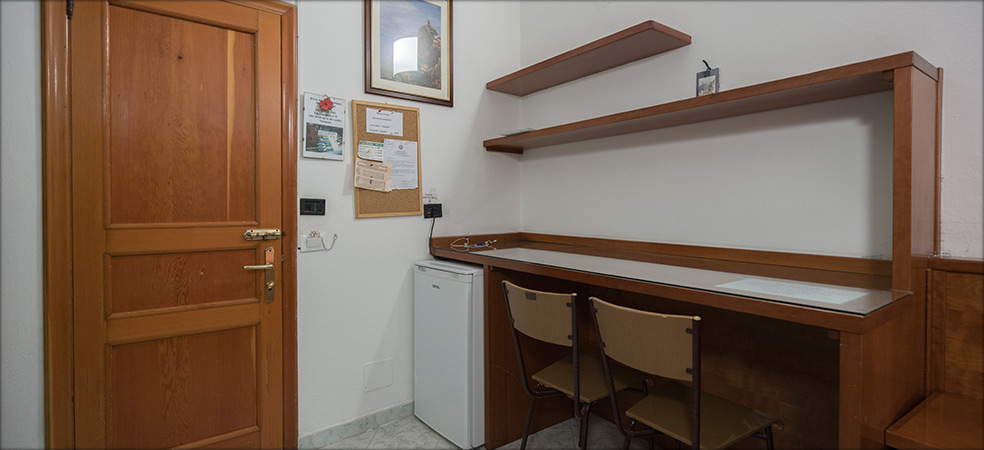 Room Martina  - Vernazza (SP) - Cinque Terre - Liguria - Italy
