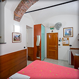 Room Martina  - Vernazza (SP) - Cinque Terre - Liguria - Italy